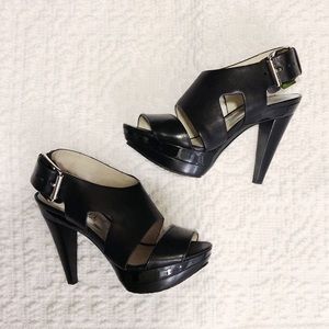 Michael Kors Carla Sandals Size 4.5